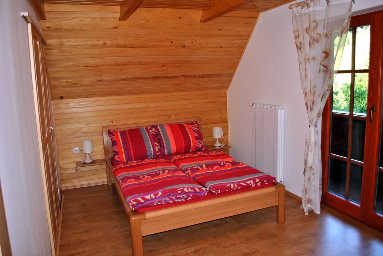Apartmaji Brloznica Pod Veliko Planino Luče Szoba fotó